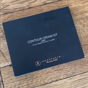 Anastasia Beverly Hills Contour Cream Kit Light